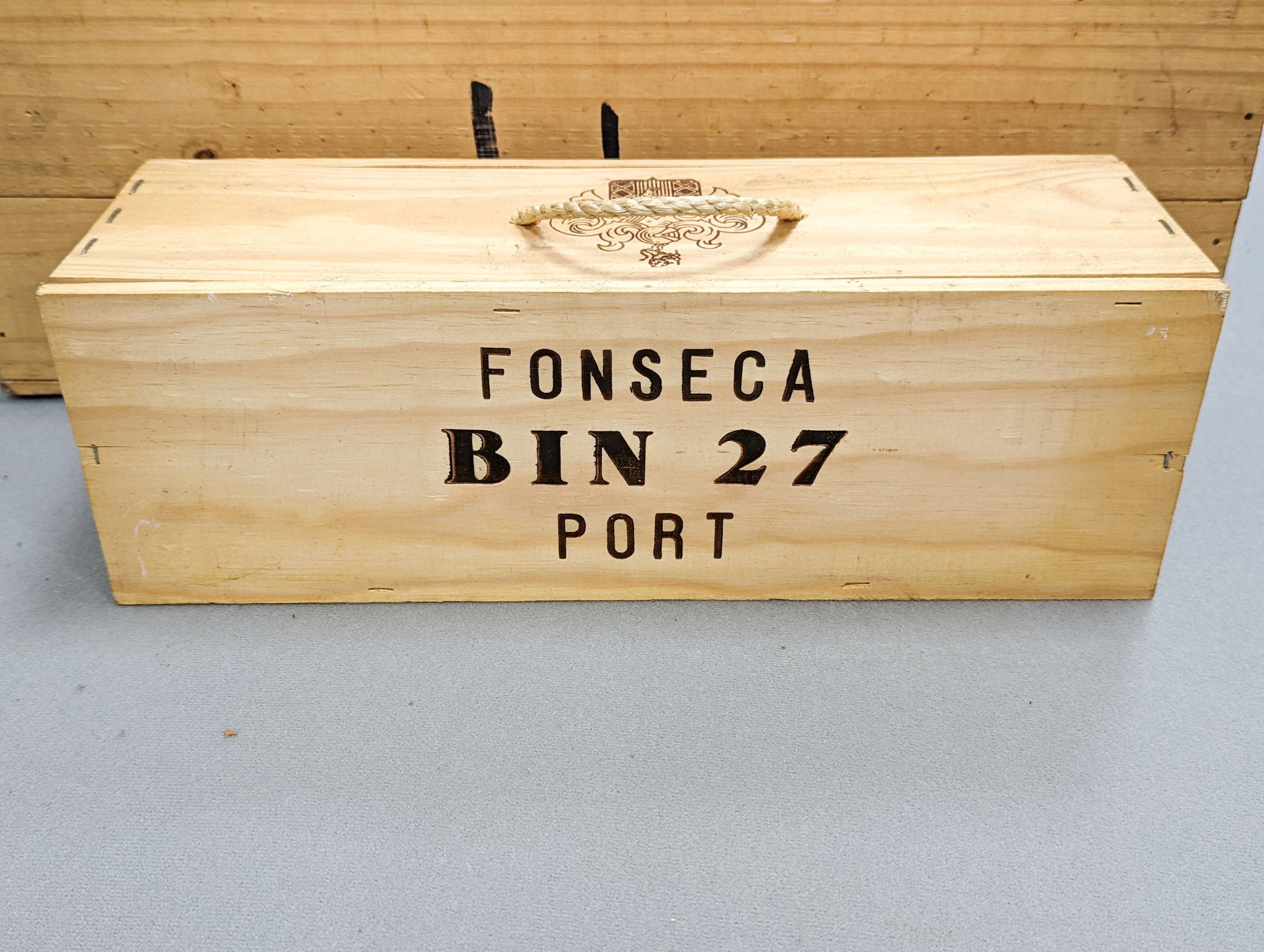 13 various bottles of port including Taylor’s 1975 vintage, Dow’s 1964, Noval etc.
